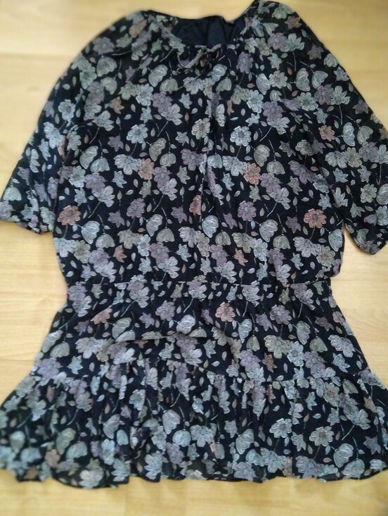 Reitmans Dresses & Skirts - Smart Reitmans Midi Black Floral Short-Sleeve Dress Excellent Shaped
